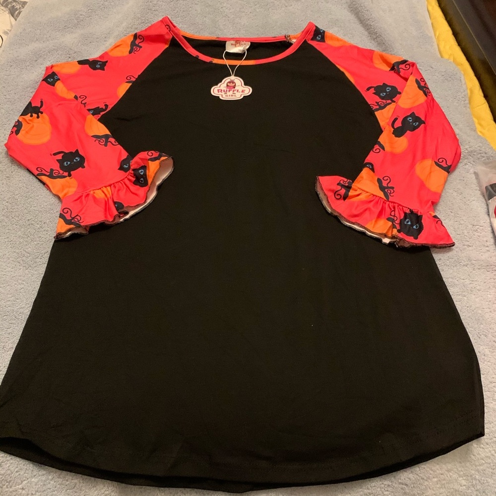 🎃Ruffle Girl Womens Size L Large New NWT Halloween Shirt & Scrunchie